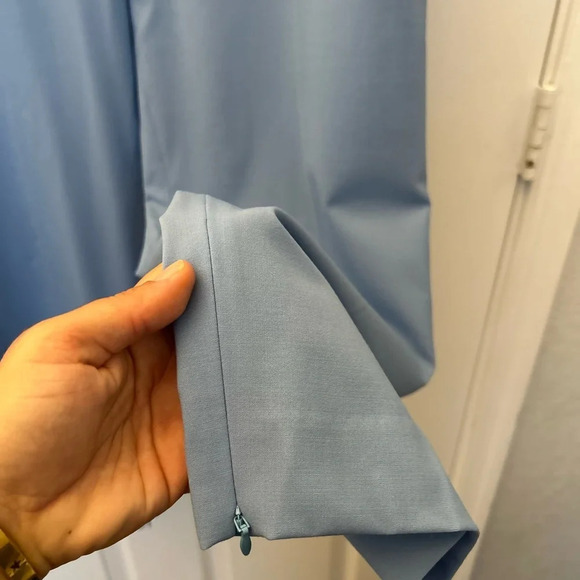 ! St John light blue wool pants with zipper ankle sz M - Picture 4 of 6